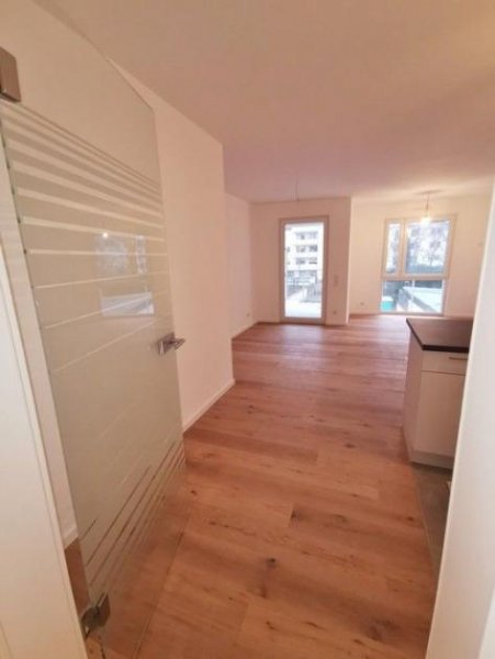 Trier Citylage, mod., neuw. Wohnkomfort: 3 ZKB, G.-WC, Balkon, Designküche ca. 72 m² ab sofort Wohnung mieten