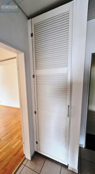 Trier Raumwunder in bevorzugter Wohnlage * 4 Z,EBK,B, G.-WC, 2 Balk., Garage, moderne 102 m² Wohnung mieten