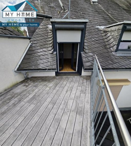 Trier Dachterrassenwohnung in Top Lage * 3 Z, neue Küche & Bad, ca. 75 m² Wohnung mieten