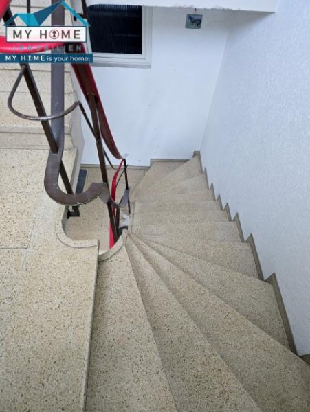 Trier Dachterrassenwohnung in Top Lage * 3 Z, neue Küche & Bad, ca. 75 m² Wohnung mieten