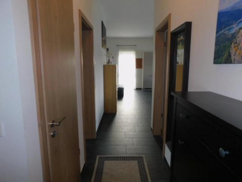 Trier voll möblierte 3 Zi Whg. in Trier-Olewig… vier schöne Wände,ein malerischer Ausblick, was will Mann/Frau mehr ? Wohnung