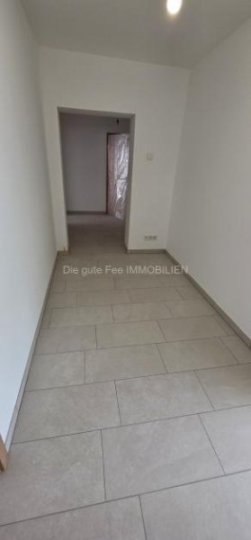 Mehring Komplett renovierte schöne große 3 Zimmer Wohnung mit Balkon in Mehring Wohnung mieten
