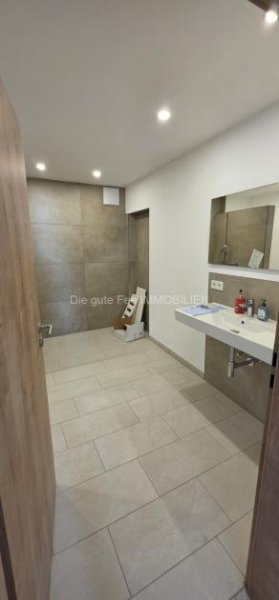 Mehring Komplett renovierte schöne große 3 Zimmer Wohnung mit Balkon in Mehring Wohnung mieten