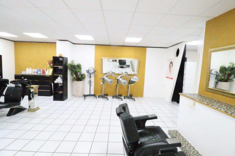 Mainz WRS Immobilien - Friseurgeschäft in der Altstadt von Mainz - komplett ausgestattet Gewerbe mieten