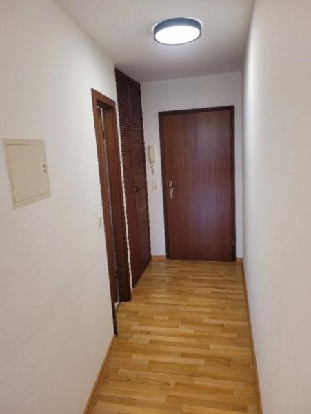 Mainz Studenten aufgepaßt: APARTMENT TEILMÖBL. MIT BALKON (Hochpaterre) IN KLEINER WOHNEINHEIT IN UNI-NÄHE Wohnung mieten