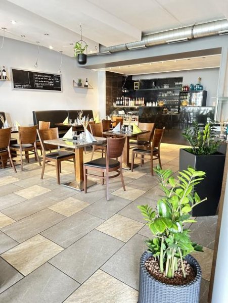 Mainz Traum vom eigenen Restaurant? Übernahme gut laufender Gastro in Mainz-Hechtsheim (Gewerbegebiet) Gewerbe mieten