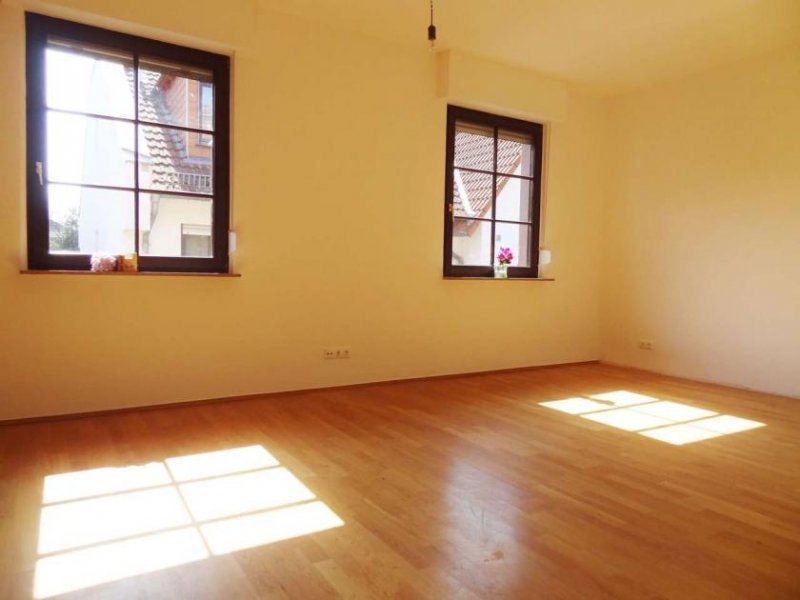 Mainz WG-Zimmer mit Einbauschrank in Hechtsheim inkl. W-Lan u.v.m. Wohnung mieten