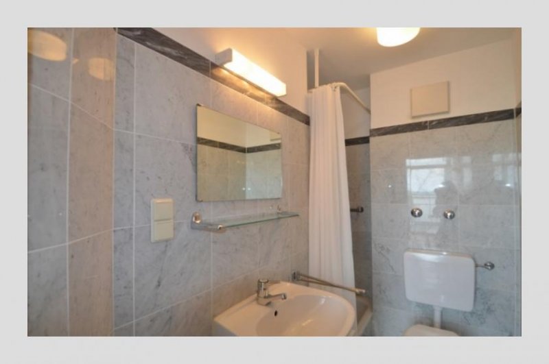 Ober-Olm STUDENTEN-WOHNMAISONETTE - Pantry-Küche, Balkon, Stellplatz, Bus gegenüber, Einkaufen um die Ecke ... Wohnung mieten