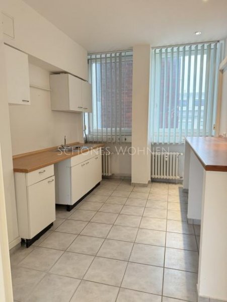 Bodenheim attraktive Bürofläche mit optionalem Archiv/Lager | Bodenheim Gewerbe mieten