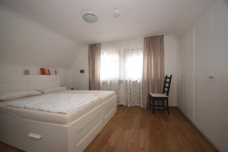 Montabaur Montabaur, Dachgeschosswohnung auf der Alberthöhe *VIRTUELLE 360° BESICHTIGUNG AUF ANFRAGE* Wohnung mieten