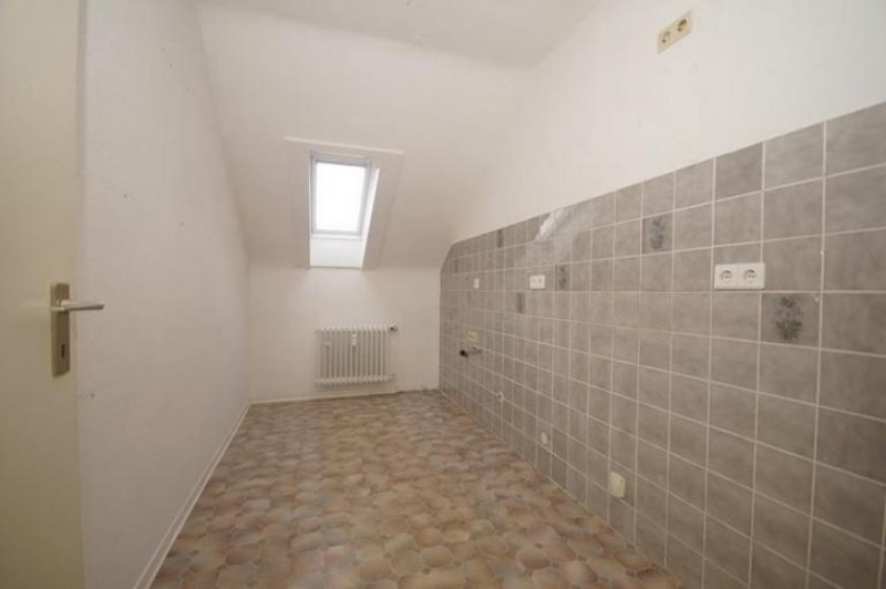 Montabaur Montabaur, Dachgeschosswohnung mit Garage auf der Alberthöhe *VIRTUELLE 360° BESICHTIGUNG ONLINE* Wohnung mieten