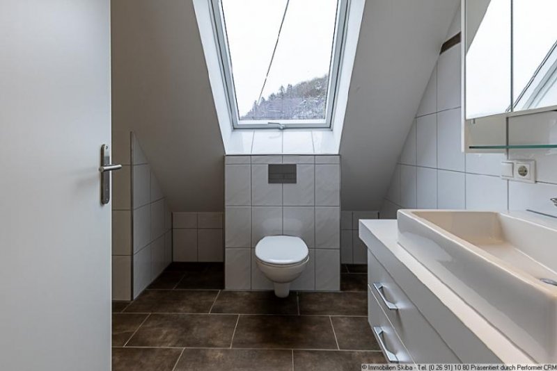 Acht 3-Zimmer-Wohnung auf zwei Etagen in Oberbaar zwischen Mayen und Adenau Wohnung mieten