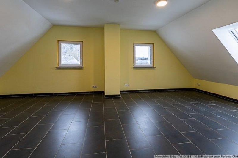 Acht 3-Zimmer-Wohnung auf zwei Etagen in Oberbaar zwischen Mayen und Adenau Wohnung mieten