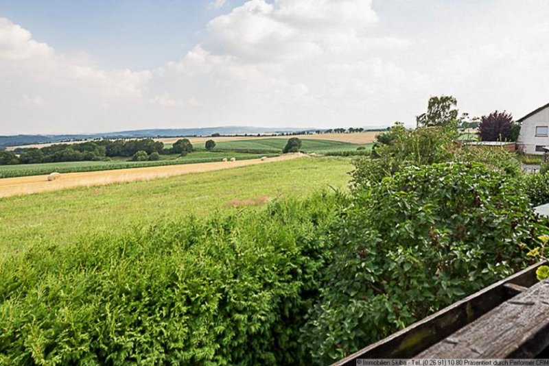 Hirten Helle 3-Z.-Wohnung mit eigenem Eingang, Balkon und Garten in Hirten bei Mayen Wohnung mieten
