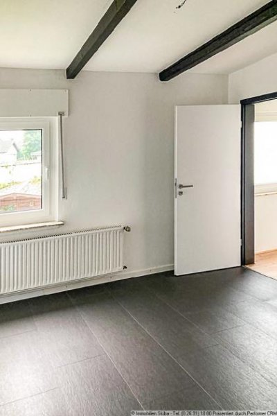 Hirten Helle 3-Z.-Wohnung mit eigenem Eingang, Balkon und Garten in Hirten bei Mayen Wohnung mieten