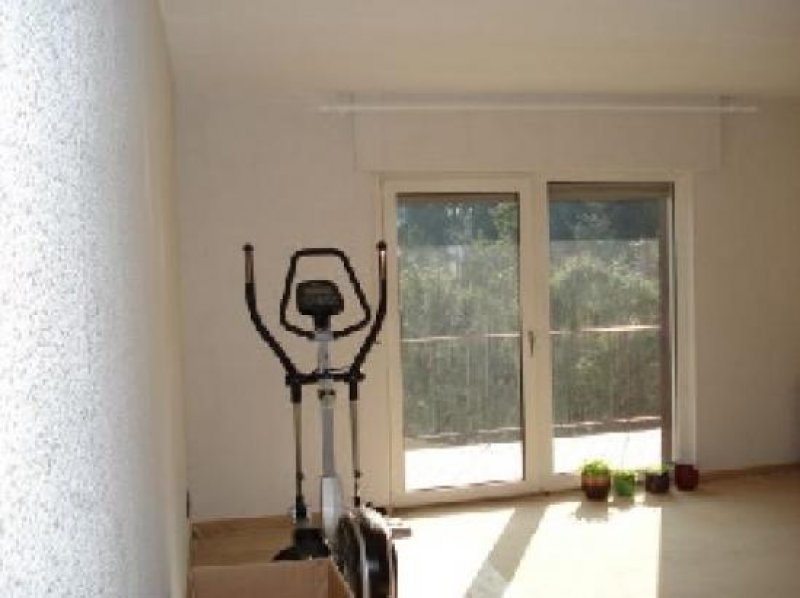 Gemütliche, gut geschnittene und helle 2-Zimmer-Wohnung mit Balkon und Möglichkeit zur Pferdehaltung in Halver! Wohnung