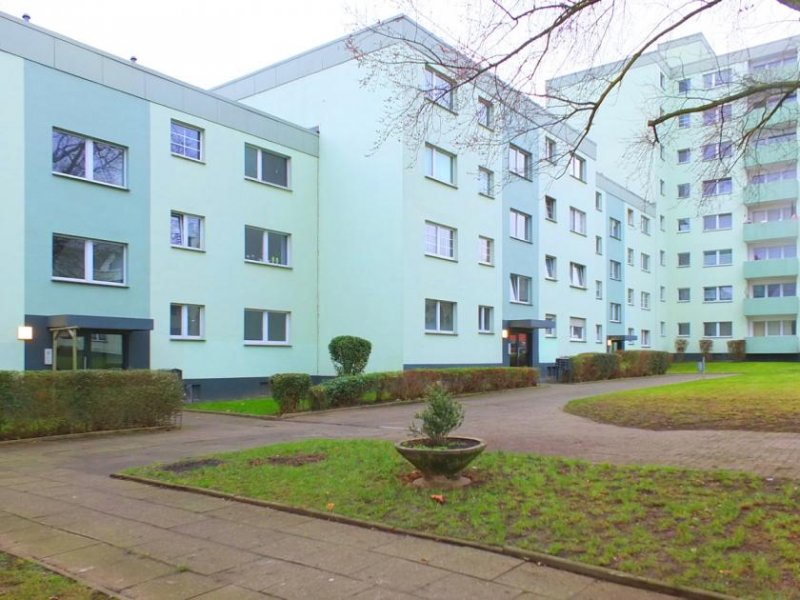 Kamen Bis zu 5 Monate mietfrei!
Machen Sie es!
SOFORT und UNRENOVIERT im
Wohnpark auf dem Spieck! Wohnung mieten