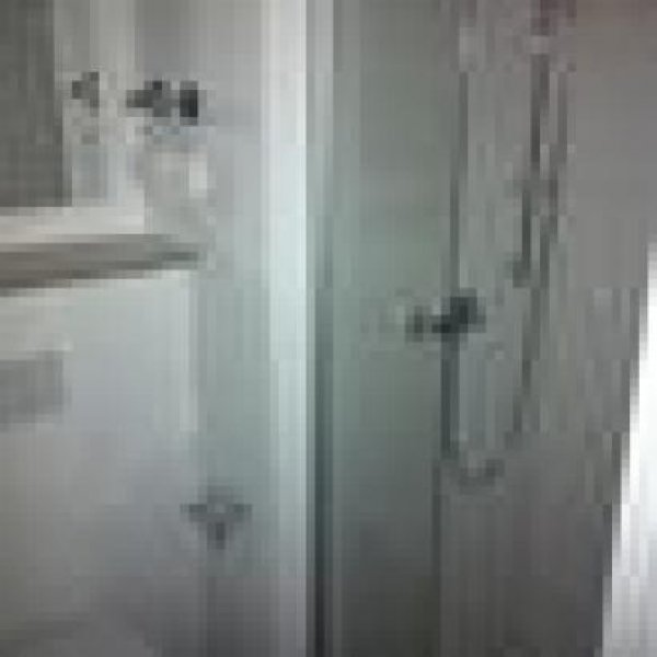 Frankfurt am Main artim-immobilien: 19x 5 OG Süd-West 1-Zimmer Appartment in Frankfurt Zentrum mit SKYLINE Blick Wohnung mieten