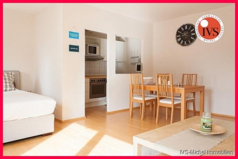 Frankfurt am Main ** Westend **
Schickes 1 Zi. Apartment mit Balkon im Westend Nähe Messeturm! Wohnung mieten