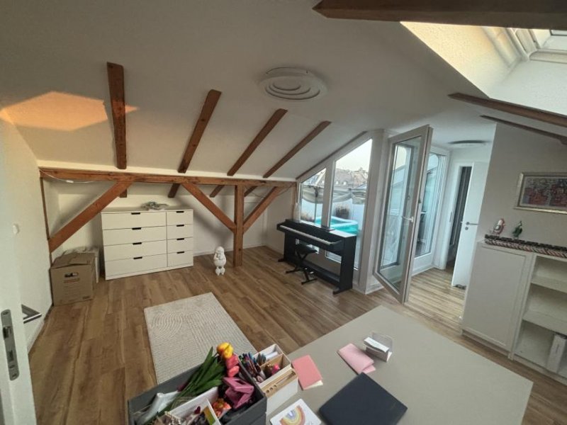 Bad Nauheim Nachmieter gesucht: 4-Zimmer-Wohnung mit großer Dachterrasse in Bad Nauheim Wohnung mieten