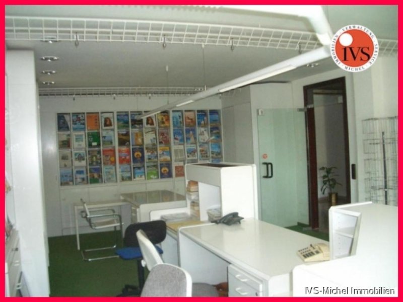 Friedrichsdorf (Hochtaunuskreis) ** Werbewirksam **
Ladenfläche in Hotelanlage! Gewerbe mieten