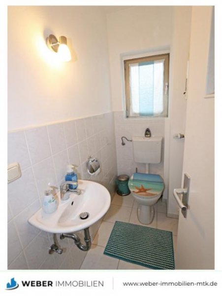 Oberursel (Taunus) TRAUM-hafte 3,5 ZKB im 1.OG eines 3 FH mit SONNEN-Balkon und WOHN-Küche Wohnung mieten