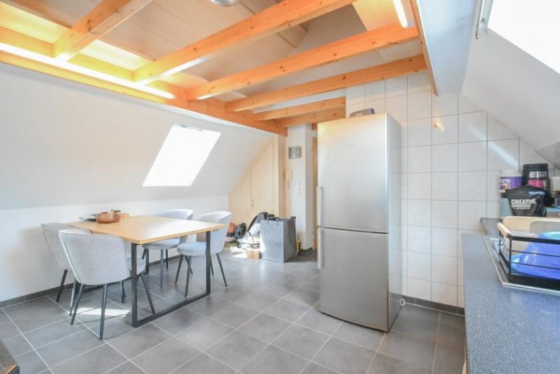 Rodgau DIETZ: Gepflegtes 2-Zimmer-Apartment mit Einbauküche in Rodgau - Dudenhofen. Wohnung mieten