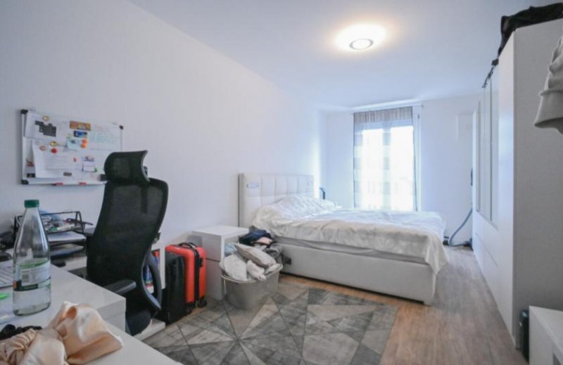 Rödermark DIETZ: Moderne und helle 4-Wohnung im 3. OG , 1 Terrasse, Aufzug und 2 TG-Stellplätzen in Rödermark! Wohnung mieten