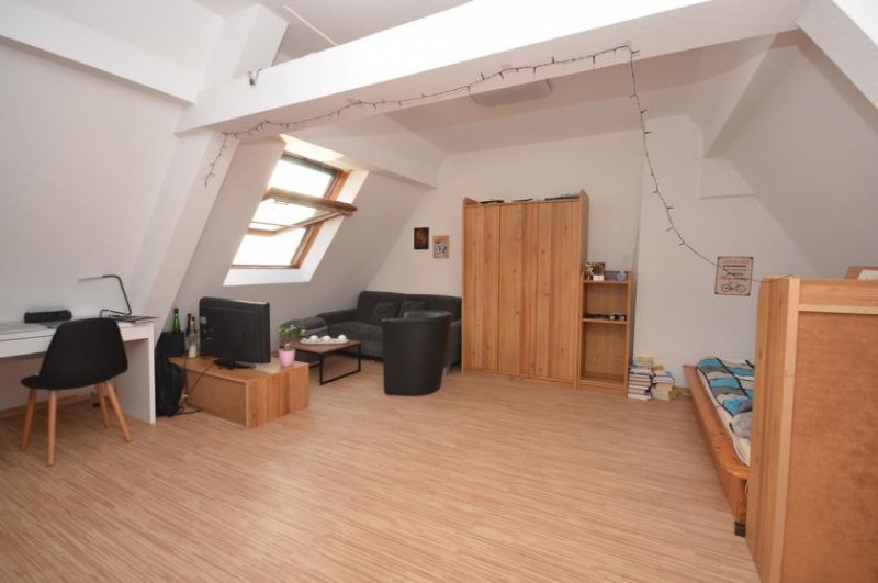 Aschaffenburg DIETZ: Voll-möbliertes 1-Zimmer-Dachgeschosswohnung im 5. Oberrgeschoss - OHNE AUFZUG! Wohnung mieten