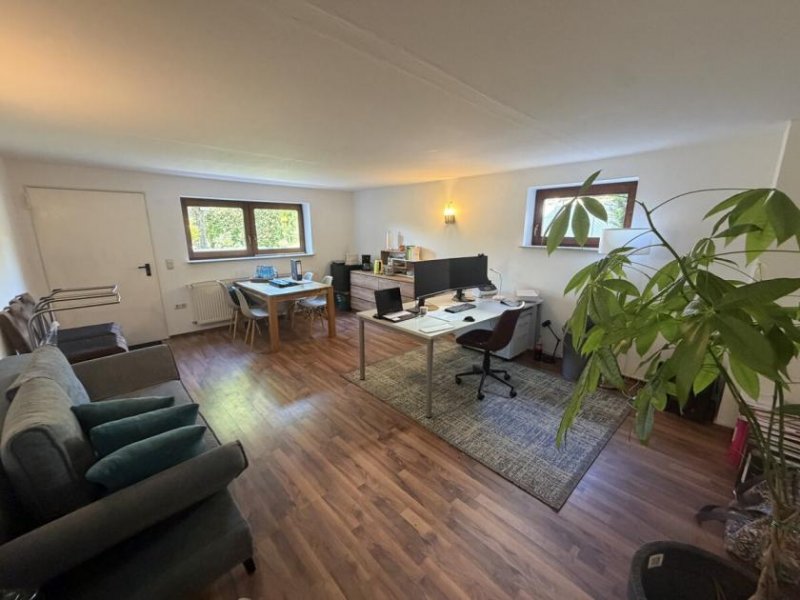 Aschaffenburg DIETZ: Neu renoviertes 1-Zimmer Büro im Souterrain mit eigenem Eingang! Gewerbe mieten