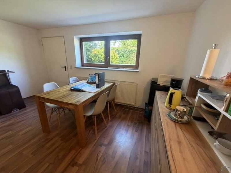 Aschaffenburg DIETZ: Neu renoviertes 1-Zimmer Büro im Souterrain mit eigenem Eingang! Gewerbe mieten