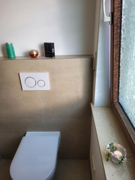 Alzenau Schicke neu sanierte 3,5-Zimmer-Wohnung mit Terrasse und Stellplatz - ruhige Lage Wohnung mieten