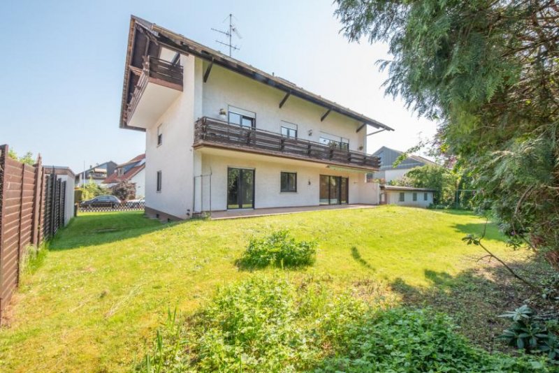 Großostheim DIETZ: Erstbezug nach Sanierung! Modernisierte Obergeschosswohnung mit Balkon in Großostheim! Wohnung mieten