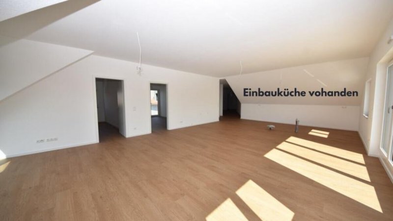 Elsenfeld DIETZ: 4-Zimmer-Wohnung mit Penthauscharakter und neuer Einbauküche, Tiefgarage im Energiesparhaus! Wohnung mieten