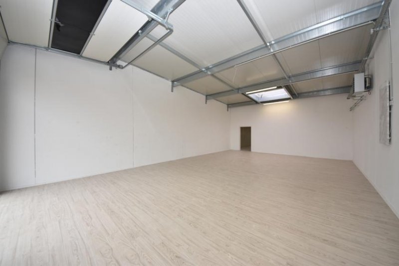 Elsenfeld DIETZ: GEWERBEPARK 24 - Provisionsfreie 147m² große Büro oder Lagerfläche im 1. OG mit 4m Raumhöhe! Gewerbe mieten