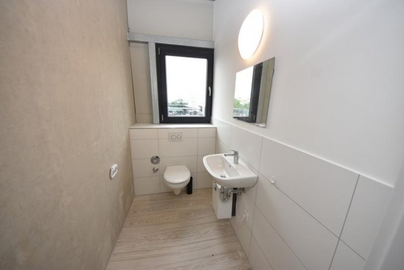 Elsenfeld DIETZ: GEWERBEPARK 24 - Provisionsfreie 147m² große Büro oder Lagerfläche im 1. OG mit 4m Raumhöhe! Gewerbe mieten