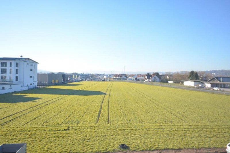 Elsenfeld DIETZ: GEWERBEPARK 24 - Provisionsfreie 147m² große Büro oder Lagerfläche im 1. OG mit 4m Raumhöhe! Gewerbe mieten