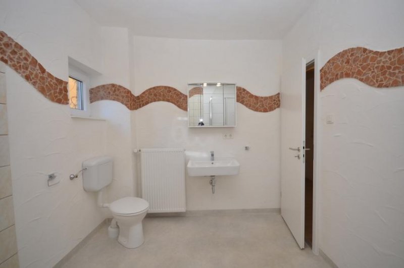 Leidersbach DIETZ: KOMPLETT-MÖBLIERTE 2-Zimmer-Wohnung! Möbelbilder folgen! Leidersbach Wohnung mieten