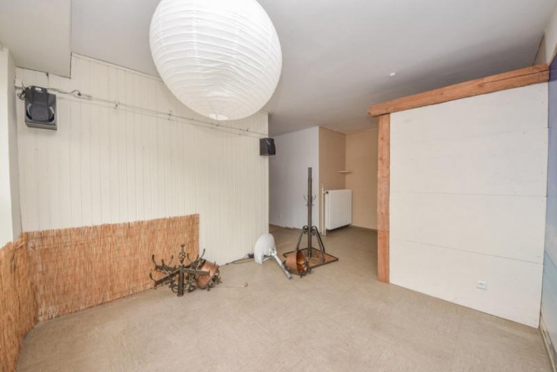 Sailauf DIETZ: Ladengeschäft - Verkaufsfläche im Erdgeschoss von 197,50m² zentral gelegen in Sailauf Gewerbe mieten