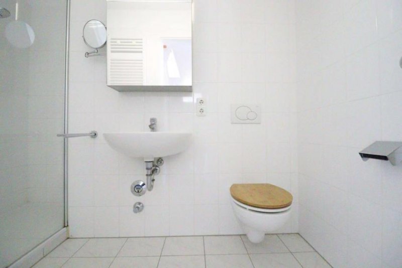 Darmstadt WRS Immobilien - Darmstadt-Bessungen - DG-Maisonette - 5 Zimmer Wohnung mit Balkon Wohnung mieten