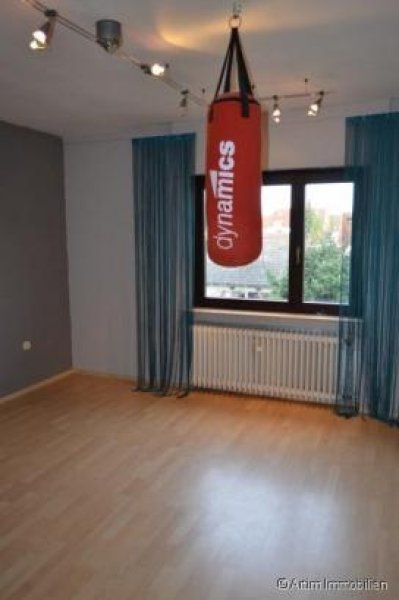 Weiterstadt artim-immobilien.de: Großzügig geschnittene Wohnung mit riesengroßer Terasse, in Weiterstadt Wohnung mieten