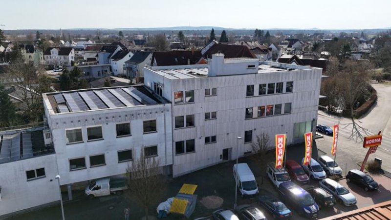 Babenhausen DIETZ! Büro-, Praxis oder sonstige Gewerberäume - zentrale Lage von Babenhausen! Fitnessstudio im EG Gewerbe mieten