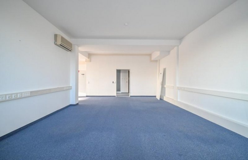 Babenhausen DIETZ! Büro-, Praxis oder sonstige Gewerberäume - zentrale Lage von Babenhausen! Fitnessstudio im EG Gewerbe mieten