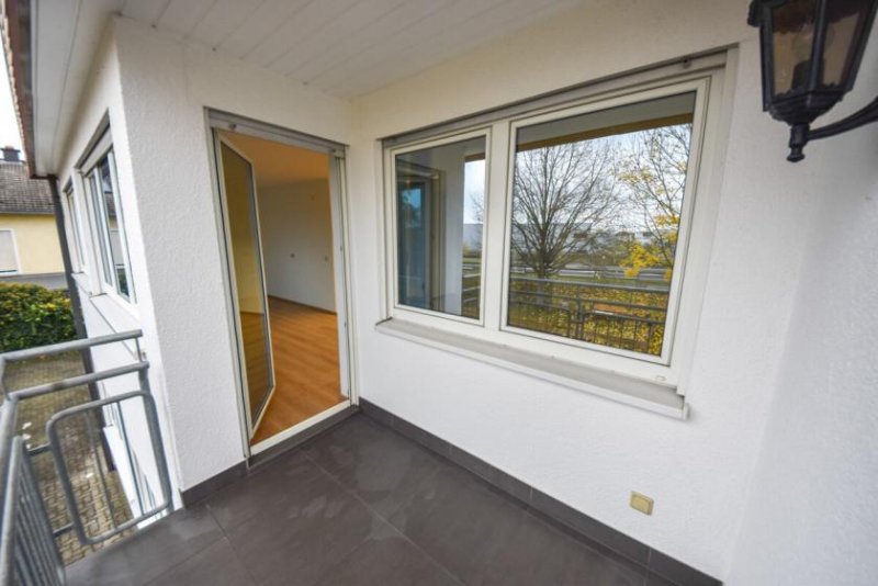 Babenhausen DIETZ: Bürohaus mit über 290m² Fläche im Gewerbegebiet zu vermieten! 40m² Dachterrasse! Gewerbe mieten