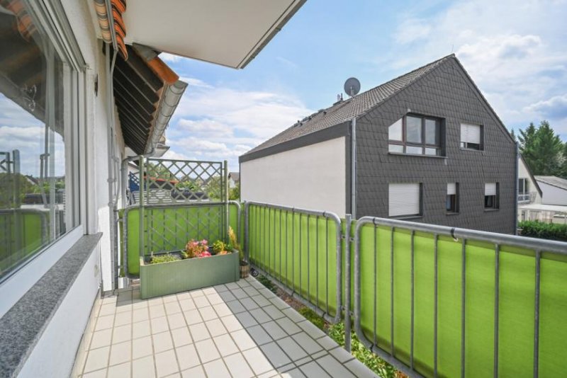 Babenhausen DIETZ: Gepflegte Obergeschosswohnung mit Balkon und Stellplatz in Babenhausen - Hergershausen. Wohnung mieten