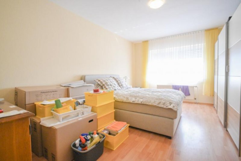 Babenhausen DIETZ: Gepflegte Obergeschosswohnung mit Balkon und Stellplatz in Babenhausen - Hergershausen. Wohnung mieten