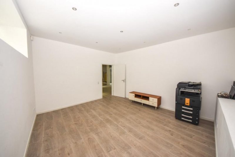 Babenhausen DIETZ: Provisionsfrei Barrierefreies Ladengeschäft, Lagerfläche oder Büro Fußgängerzone Babenhausen! Gewerbe mieten