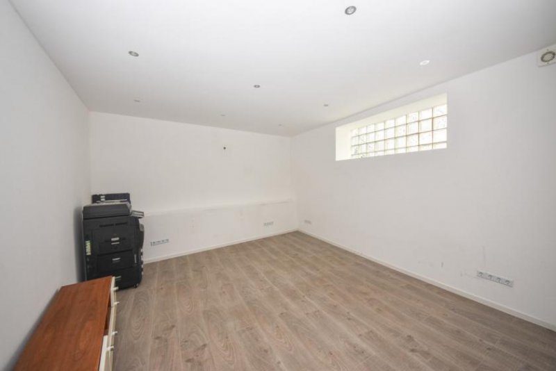 Babenhausen DIETZ: Provisionsfrei Barrierefreies Ladengeschäft, Lagerfläche oder Büro Fußgängerzone Babenhausen! Gewerbe mieten