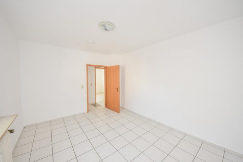 Münster (Landkreis Darmstadt-Dieburg) DIETZ: Einzugsbereite und renovierte 3-Zimmerwohnung in Münster zu vermieten! Wohnung mieten