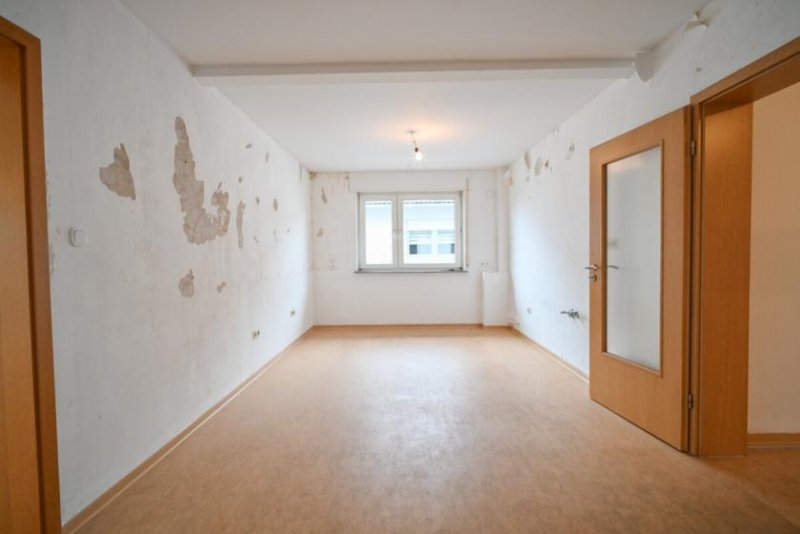 Schaafheim DIETZ: Gepflegte 4 Zi-Wohnung im ersten OG - 2 Balkon - Garage Wohnung mieten